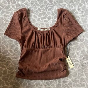 NWT Brown ruched top